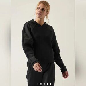 Athleta Get Set womens black sweatshirt hoodie has pockets long sleeve s…